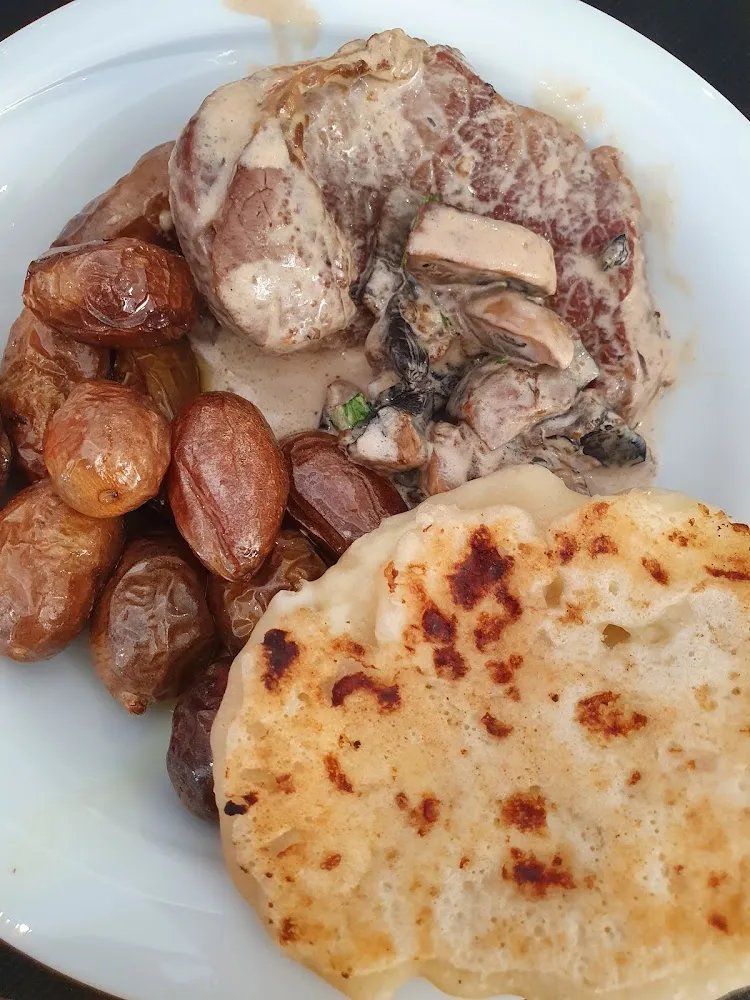 Migliacciolli Escalope À la Crème Pomme de Terre Grenaille